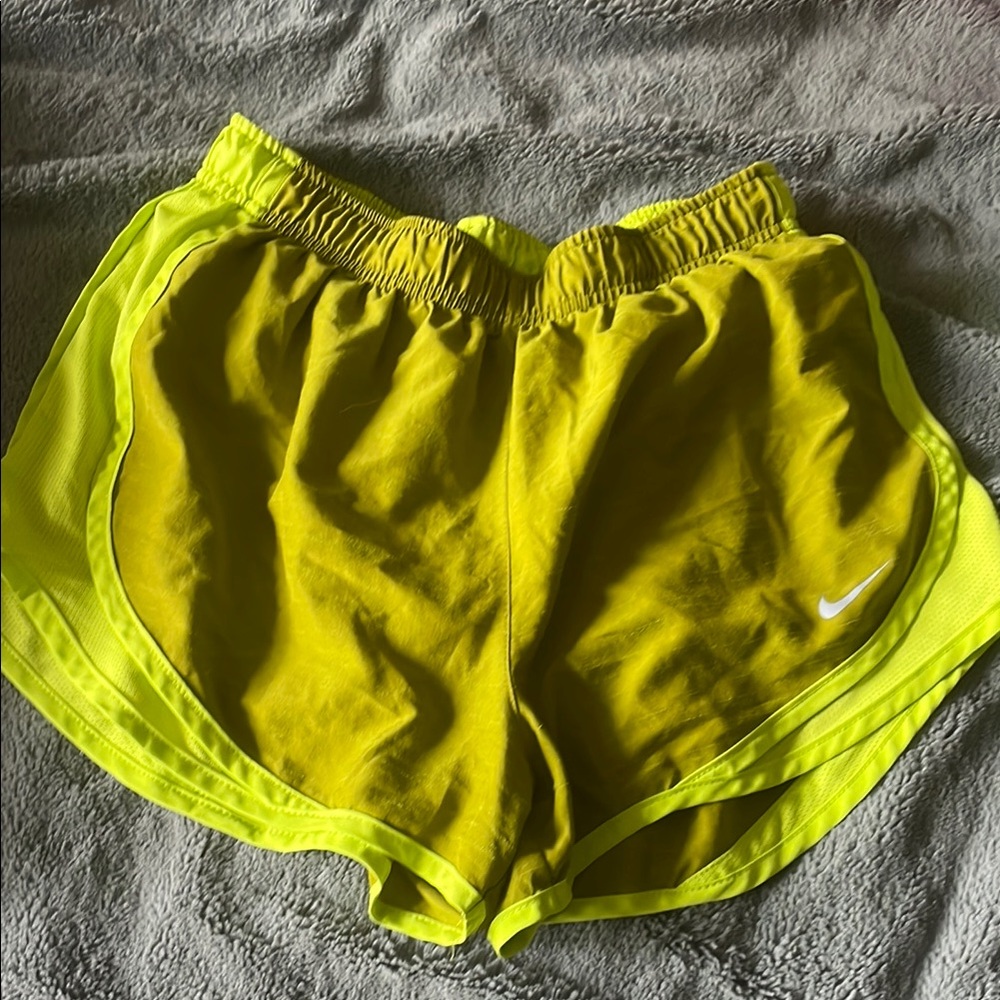 Nike Yellow Athletic Shorts Lightweight Moisture-Wicking